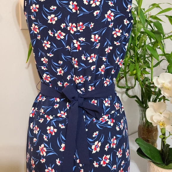 Tommy Hilfiger Jumpsuit Floral design Size 4 - Picture 4 of 16